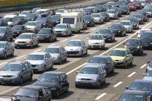 U lipnju prodano 27 posto manje automobila