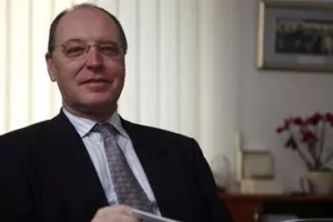 Suvišno ukidanje naknade za prijevremeno zatvaranje kredita