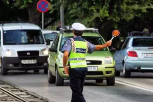 Policajci još ne primaju Diners i Amex
