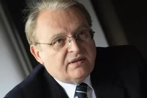 Za prodaju se pripremaju RIZ i Petrokemija, ali ne i Podravka