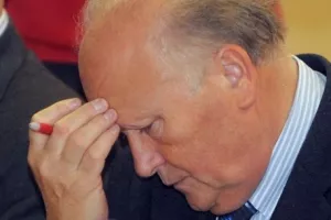 Do manjeg deficita povećanjem tro&scaron;arina i naknada te rezanjem subvencija