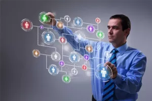 7 prednosti izgrađenog online profila za šefove tvrtki