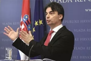 Dok mu &scaron;ef putuje po Americi, Grčić u Berlinu traži njemačke investitore