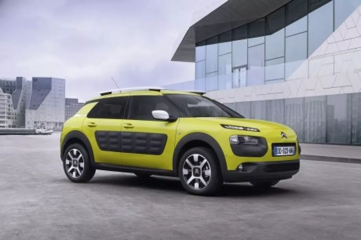 Citro&euml;n C4 Cactus Feel BlueHDi 100 - Najči&scaron;ći Cactus na cesti