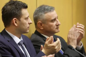 Potpisan sporazum o reformskoj Vladi kojoj Lovrinović neće dati podr&scaron;ku