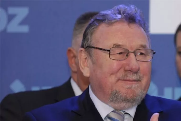 Grabar-Kitarović razrije&scaron;ila &Scaron;eksa, a Brkić odlazi iz Sabora