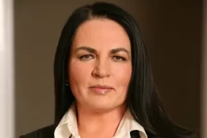 Nekretnine i dionice Applea, Disneya, Ebaya, Yahooa i Oraclea na imovinskoj kartici ministrice uprave