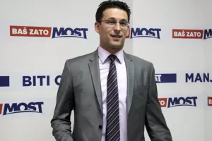 Božo Petrov: Ostavka Karamarka je očekivana, na žalost došla je prekasno