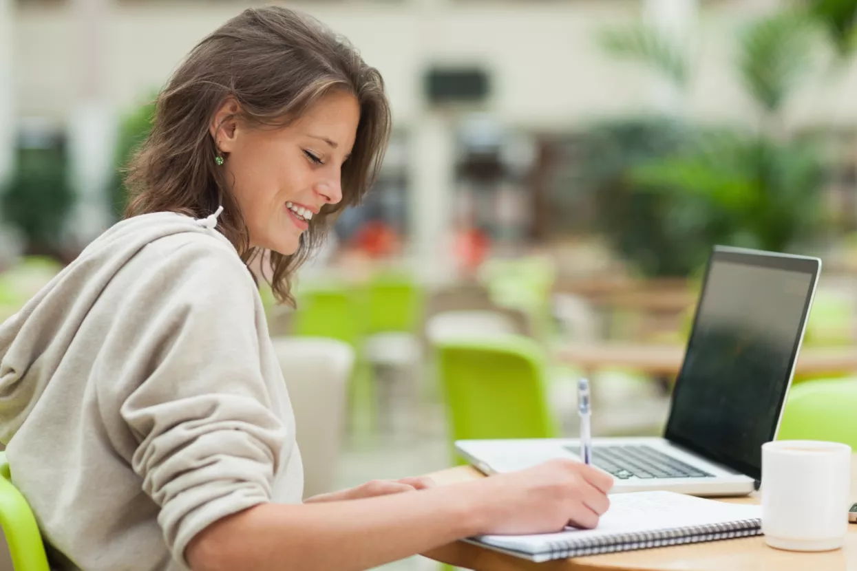 Piše se više nego ikada u povijesti, ali se nikad nije reklo manje