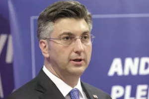 Plenković: Ovr&scaron;ni zakon je na dnevnom redu Vlade, rje&scaron;avat ćemo ga na socijalno osjetljiv način