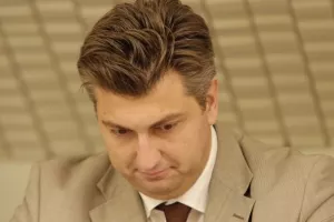 Premijer: Počnimo valorizirati 'čistilišni' karakter lex Agrokora