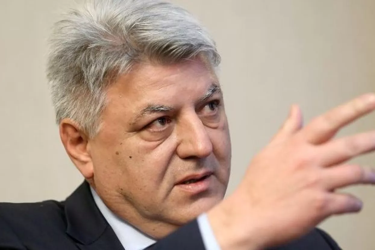 Beaković: Župan Komadina uspostavio 'kriminalnu hobotnicu', namješta natječaje