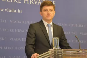Marić bez komentara na 'aferu Kaptol' tešku 50 milijuna eura, Bozanić raspustio Prebendarski zbor