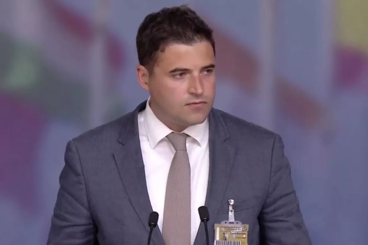 Bernardić trpi široku unutarstranačku kritiku zbog 'pritiska na medije, lošeg društva'