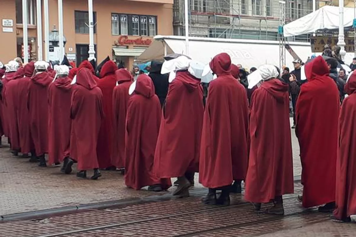 Prosvjedna poruka Vladi: Nismo sluškinje i nikada nećemo biti, ratificirajte Istanbulsku konvenciju