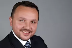 EY Growth Barometer: Tvrtke planiraju nova zapošljavanja i uvođenje umjetne inteligencije
