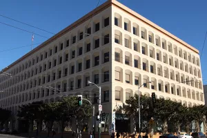 Dobit Twittera porasla zahvaljujući prijenosu sportskih događaja, no broj korisnika pada