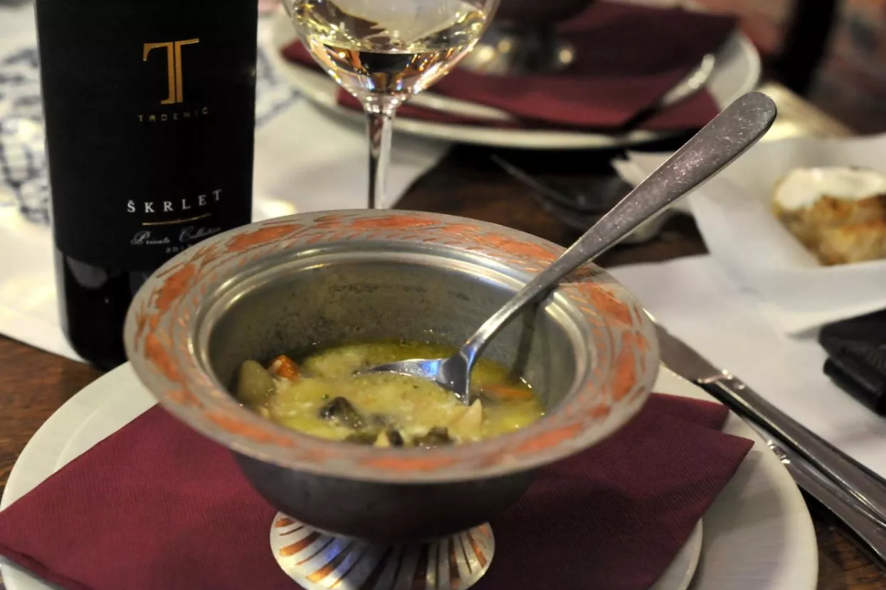 Vino uz žlicu: Pjenušac se sasvim fino sljubljuje s buregdžicima