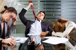 Neurednost, krađa užine, arogantni kolege, spavanje na radnom mjestu&hellip; &Scaron;to nas jo&scaron; smeta na poslu?