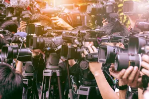 TOP 5 savjeta kako zaštititi obitelj i preživjeti medijski linč