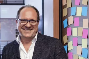 [ANKETA] Egzorcist menadžmenta Niels Pflaeging zalaže se za ukidanje stimulacija. Slažete li se s njim?