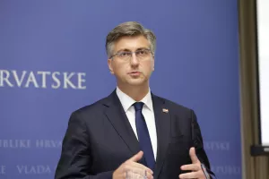 Plenković: Oduzimanje dionica Agrokoru apsolutno je neprimjereno