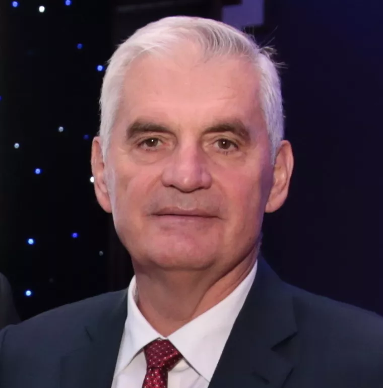 Evo čime su se do sada u životu bavila tri člana uprave Zabe koja su dali ostavke 