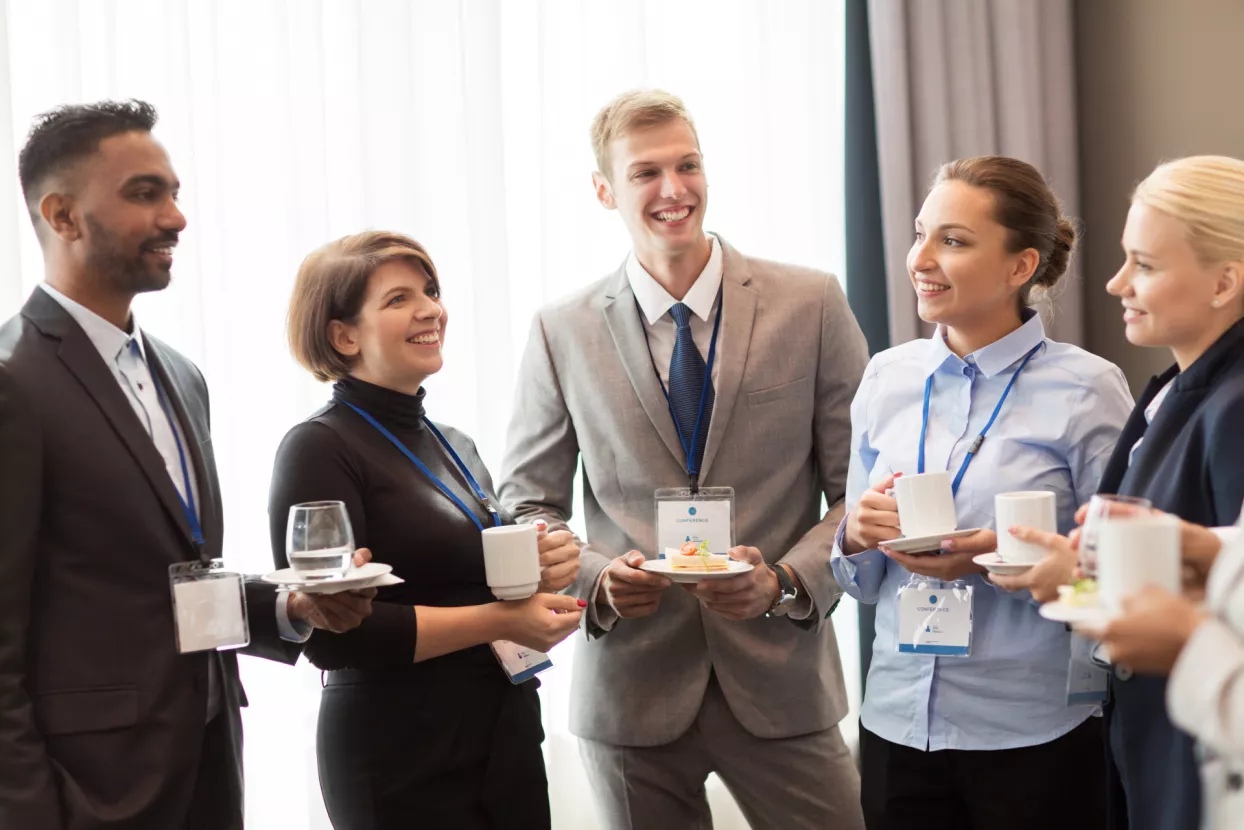 English café u Lideru:&nbsp;Small talk &ndash; važan dio svake, pa i poslovne komunikacije