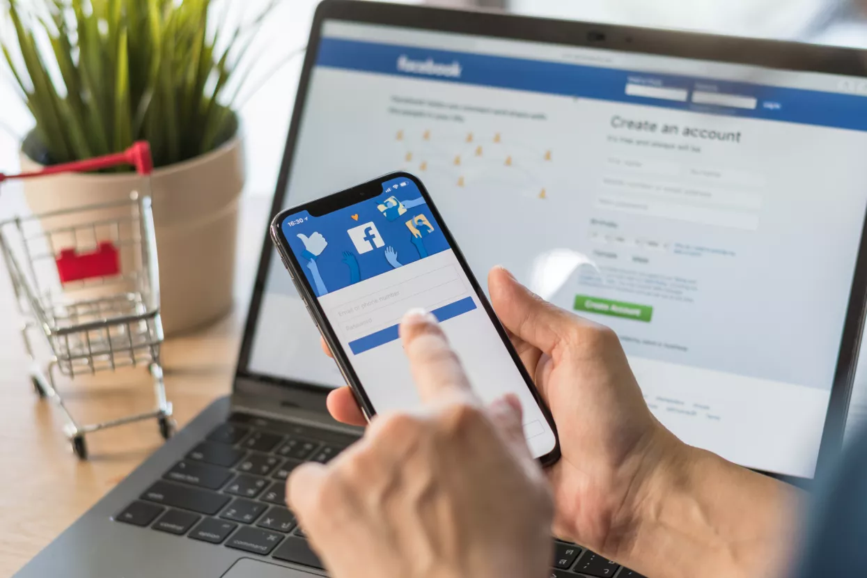 Facebook zabranjuje oglašavanje političkih tekstova, osim ako oglašivač nema posebno odobrenje