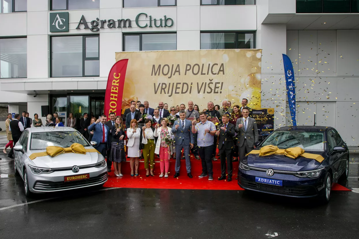 Euroherc i Adriatic dodijelili novčane nagrade i atraktivne Golfove 8 u prvom kolu nagradnih igara &#39;Moja polica u Eurohercu/Adriaticu vrijedi više&#39;