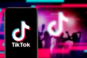 Američki giganti udružuju snage i žele preuzeti TikTok