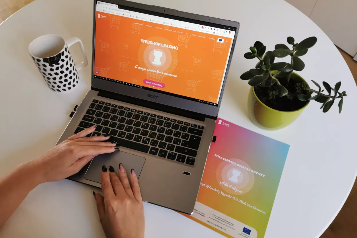 Dosad ste na leasing mogli kupiti auto, a sada i vlastiti webshop