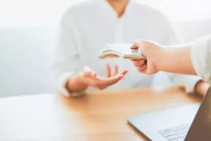 Izgledi za odštetu tvrtkama pogođenima zabranama rada nisu veliki, ali ima ih