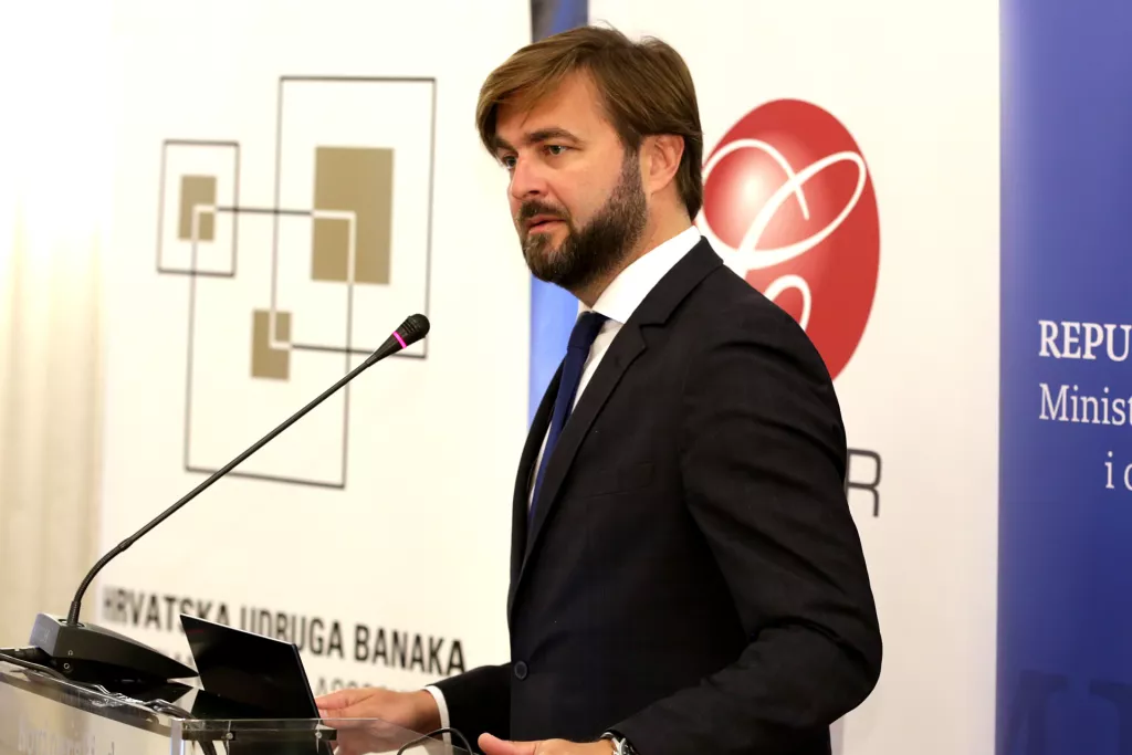 GEM: U Hrvatskoj se puno više odustaje od poduzetništva zbog poreznih opterećenja nego u EU