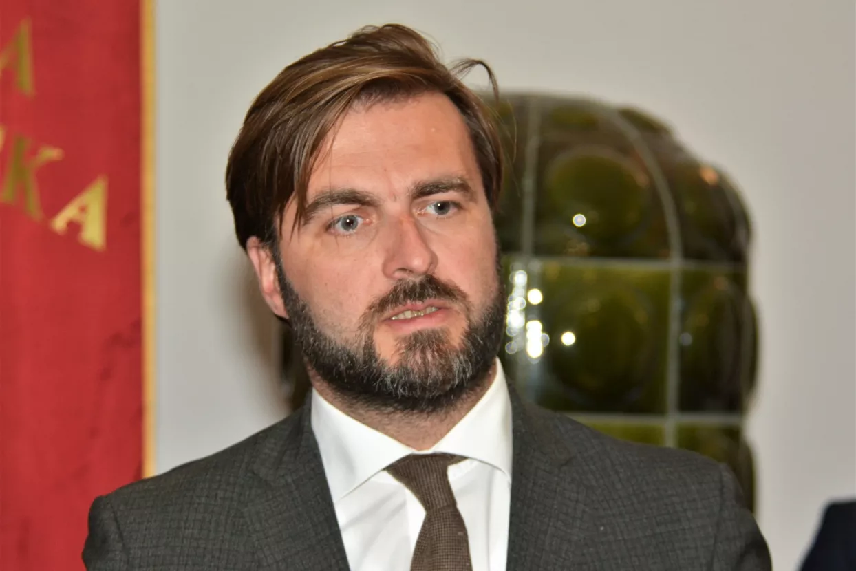 Od sutra bi cijene goriva mogle biti niže od onih definiranih vladinom Uredbom