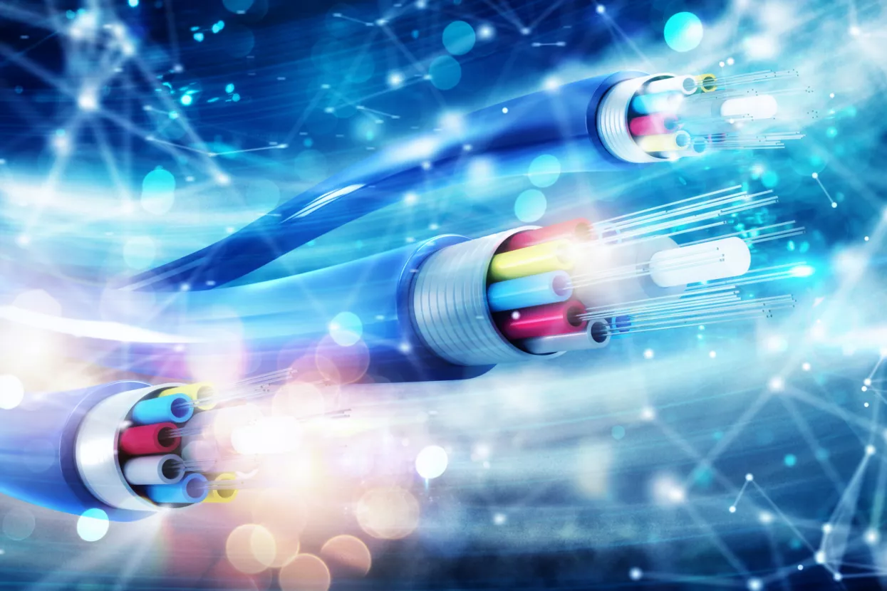 HAKOM: Ulaganja u optičku infrastrukturu porasla za 127 posto