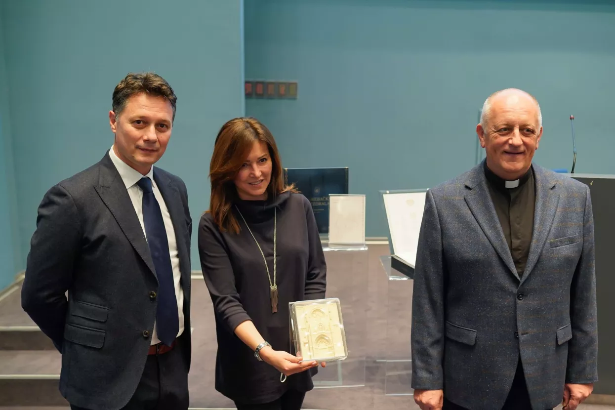 Za obnovu Zagrebačke katedrale Kraš će donirati 50.000 kuna i dio prihoda od prodaje novog proizvoda - katedrale od bijele čokolade