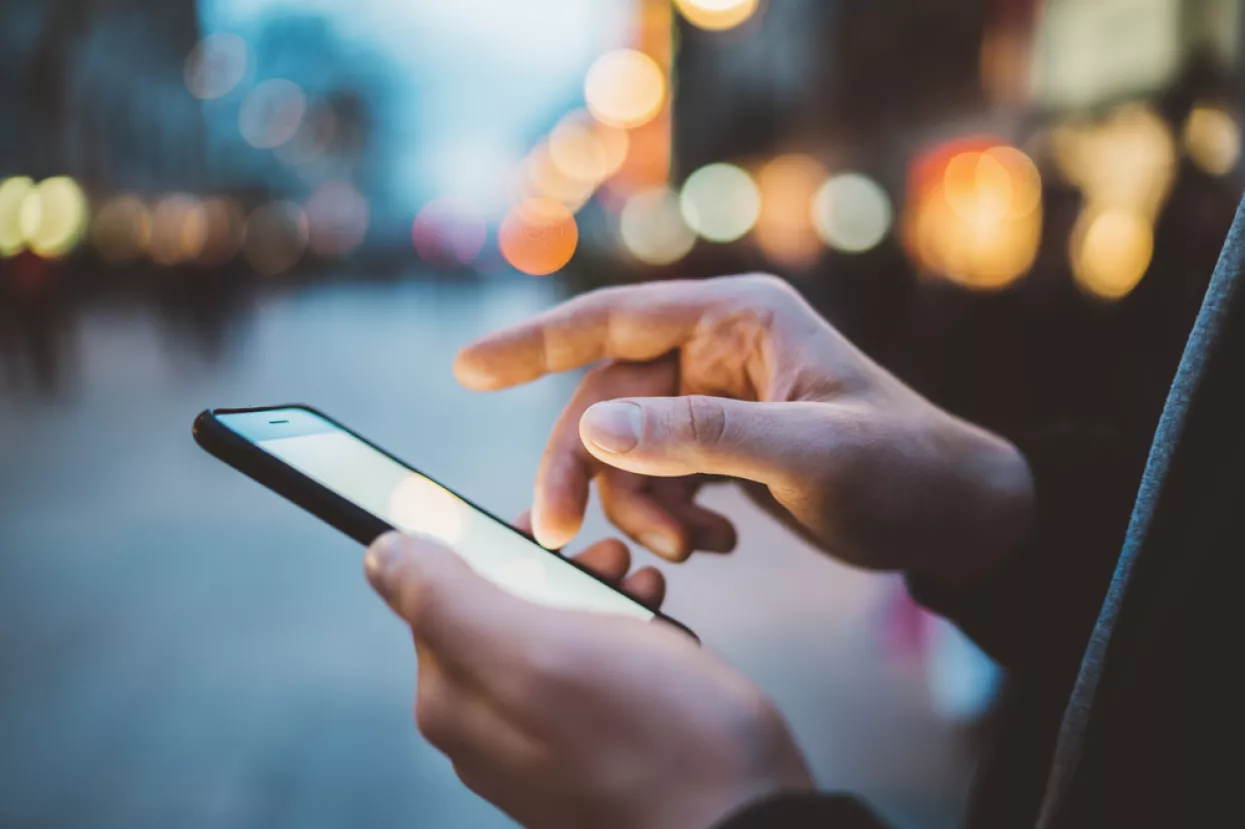 Inflacija smanjila potražnju za pametnim telefonima, globalni pad isporuka 9 posto