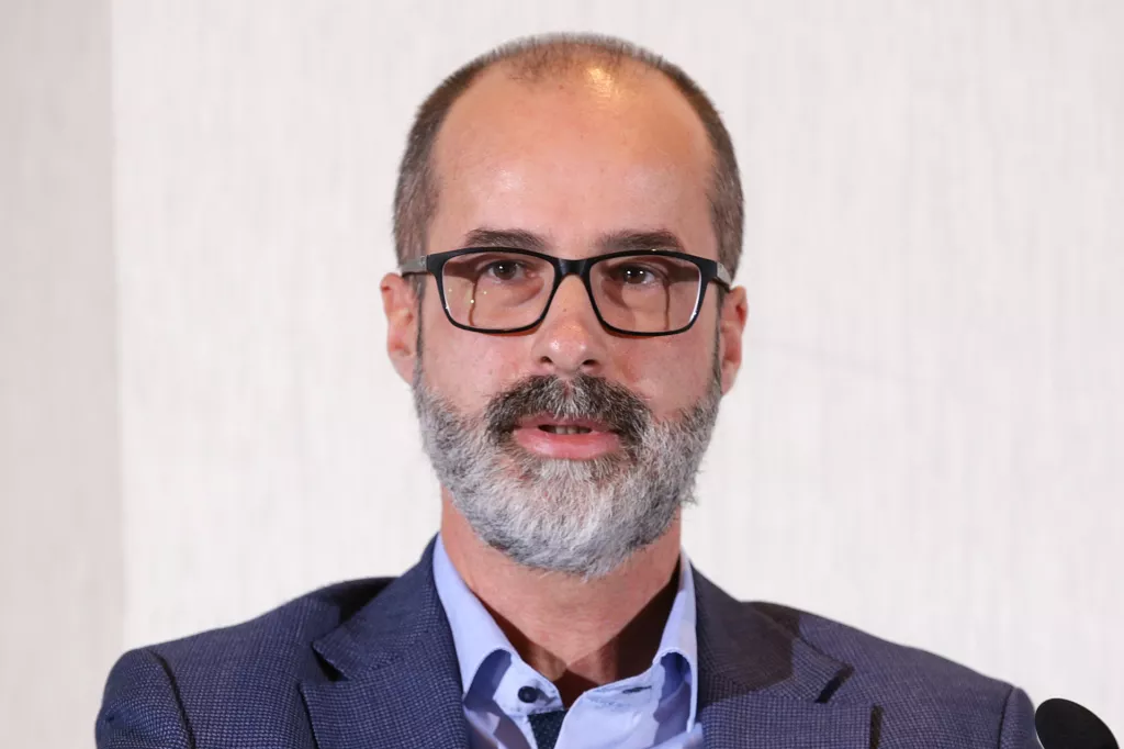 5. HR konferencija AUTENTIČNA ORGANIZACIJA, Razgovor 2:1, Hrvoje Kapetanović