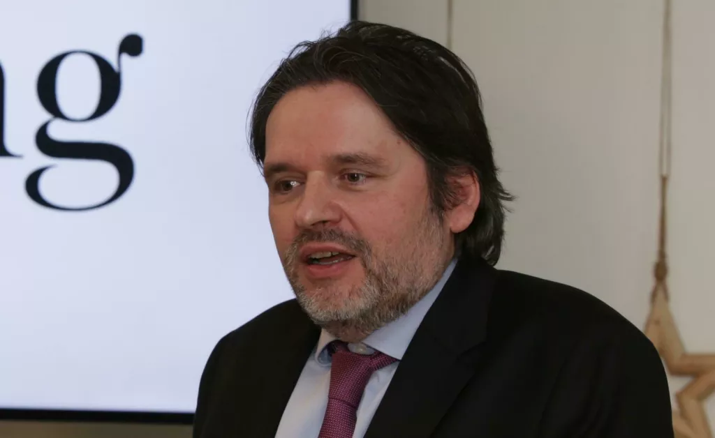 Velimir Šonje, ekonomski analitičar