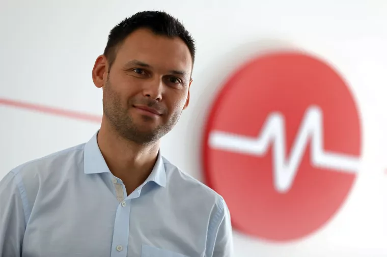 Ivica Kruhek, <br>direktor tvrtke Marker:<br>- Trgovci trebaju prilagoditi svoje procese ili uvesti nove procese. Procesi i načini obrade narudžbi koje su se do sada prakticirali padaju u vodu kad imate novu narudžbu svake minute <br>