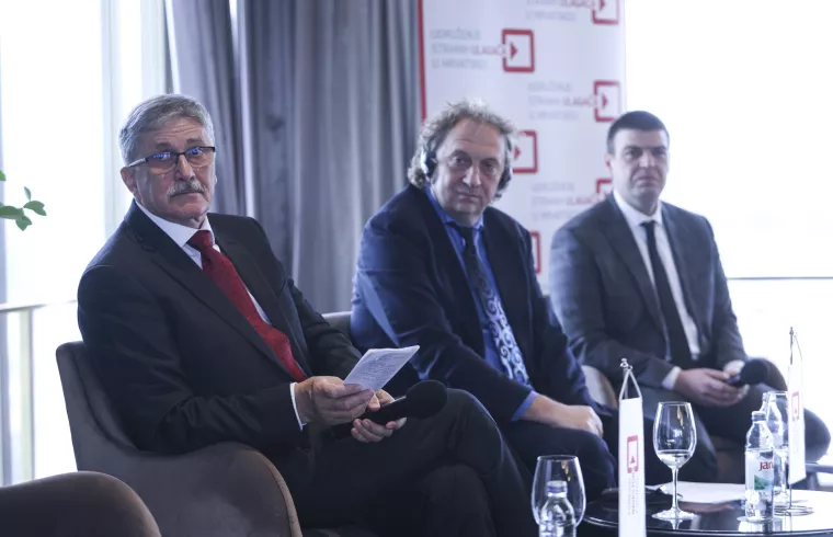 Predstavljanje Bijele knjige 2024. Udruženja stranih ulagača u Hrvatskoj "Konkurentnost Hrvatske nakon dovršetka procesa europskih integracija: novo poglavlje" <br>Miodrag Mišo Šajatović, Johannes Bock i Bojan Batinić
