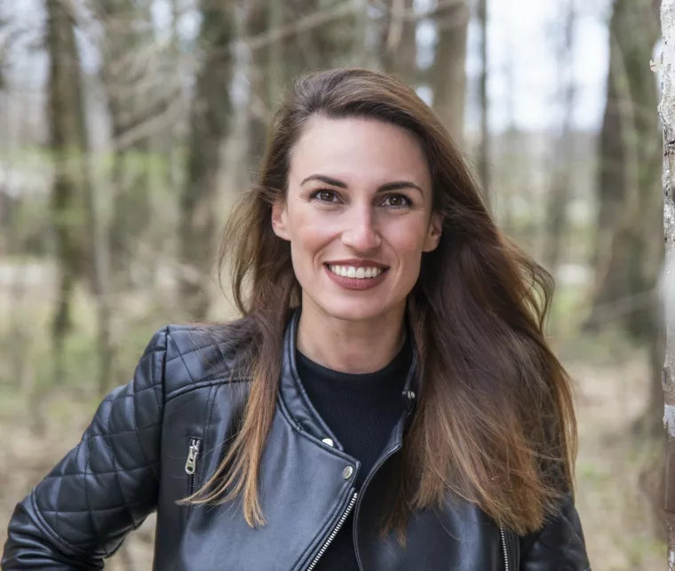Željka Jurić, <br>product manager u ASEE-u:<br>- Naše rješenje se može ugraditi u bilo koju mobilnu aplikaciju i štititi korisnika od prevarantskih poziva i poruka. Namijenjeno je bankama, ali i svim drugim kompanijama koje su meta ove vrste napada<br>