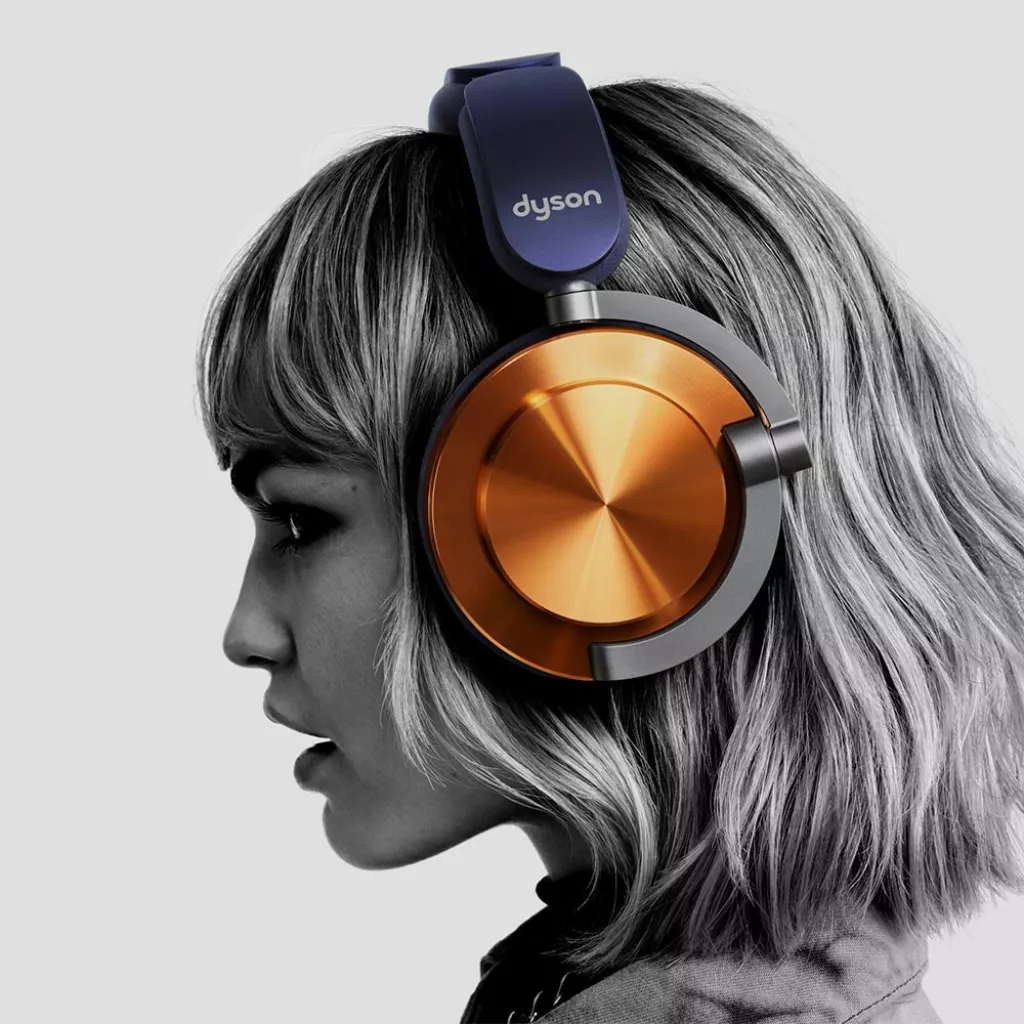 Dyson OnTrac_ gold