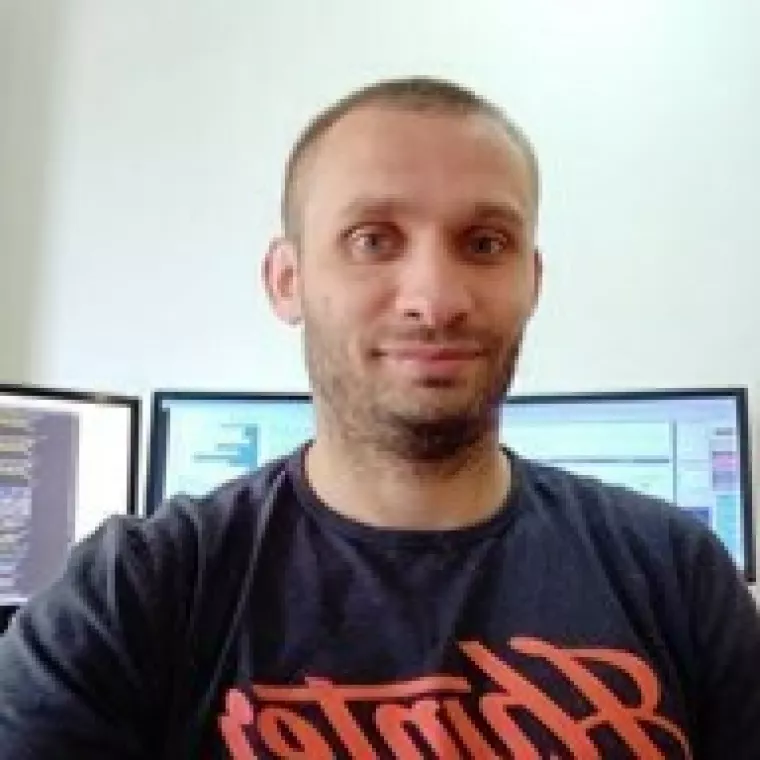 Dalibor Šimunović, vlasnik tvrtke Electric Vehicle Evolution, za posao 'sastavljača kitova' odlučio se prije koju godinu kada je odlučio samostalno napraviti električni automobil