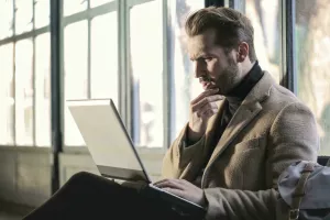 poduzetnik laptop