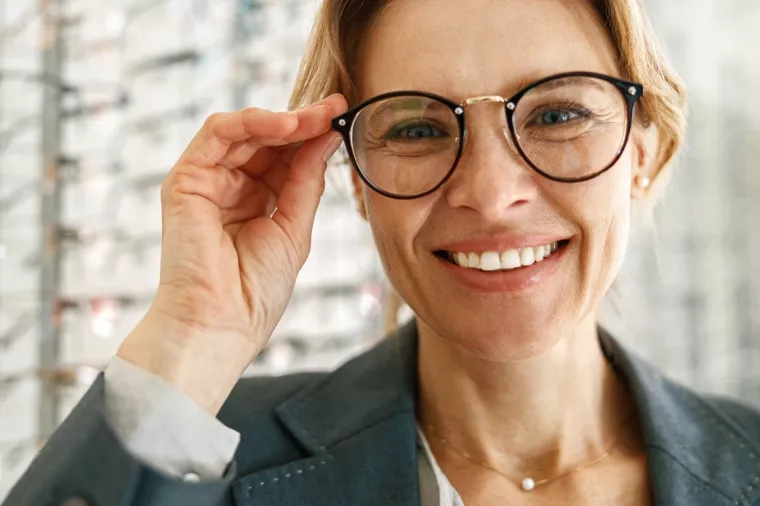 Oči s 'greškom': Zašto gubim oštrinu vida?