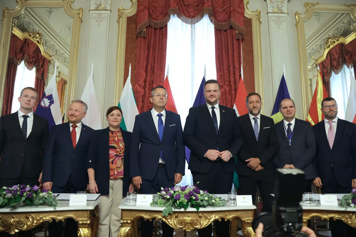 Potpisivanje Memoranduma o razumijevanju u vezi suradnje usmjerene na razvoj tržišta kapitala