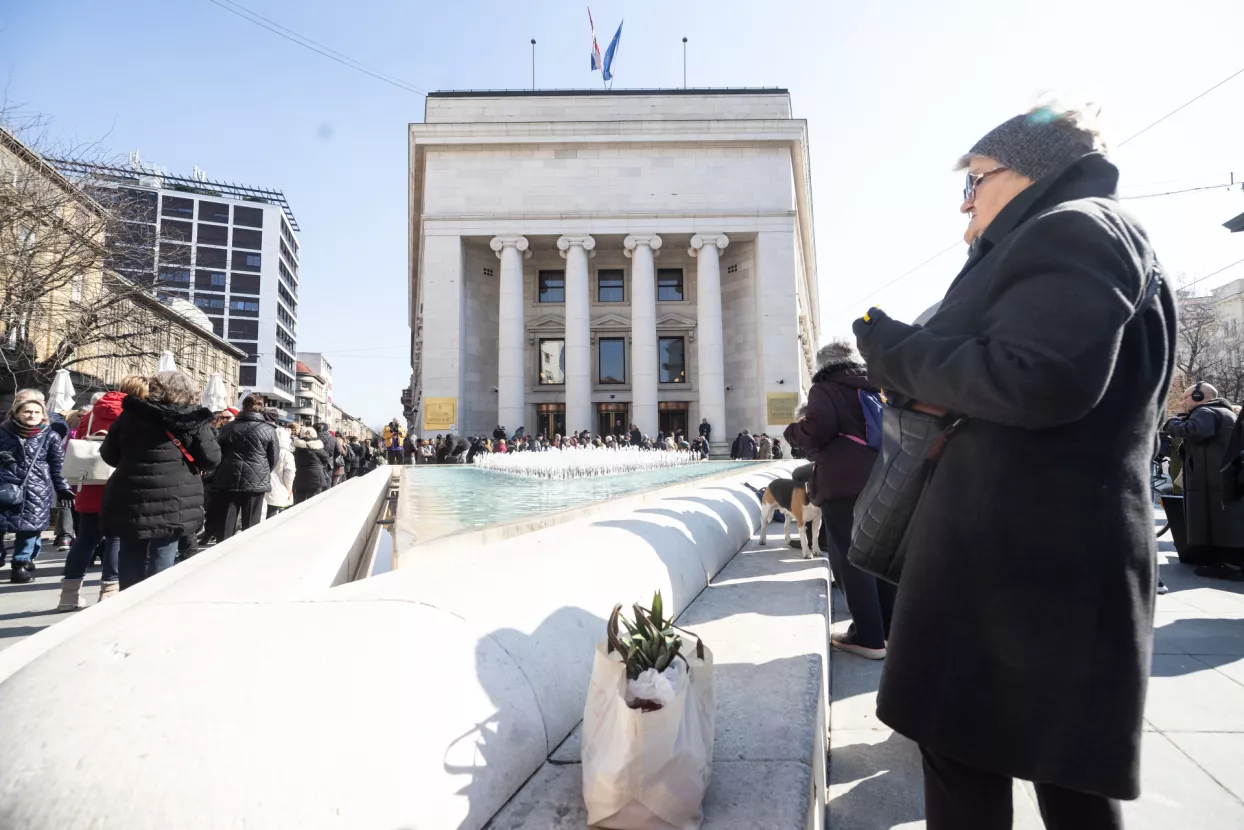 Platforma potro&scaron;ača "Halo inspektore!" organizirala je prosvjed ispred Hrvatske narodne banke protiv inflacije i poskupljenja.