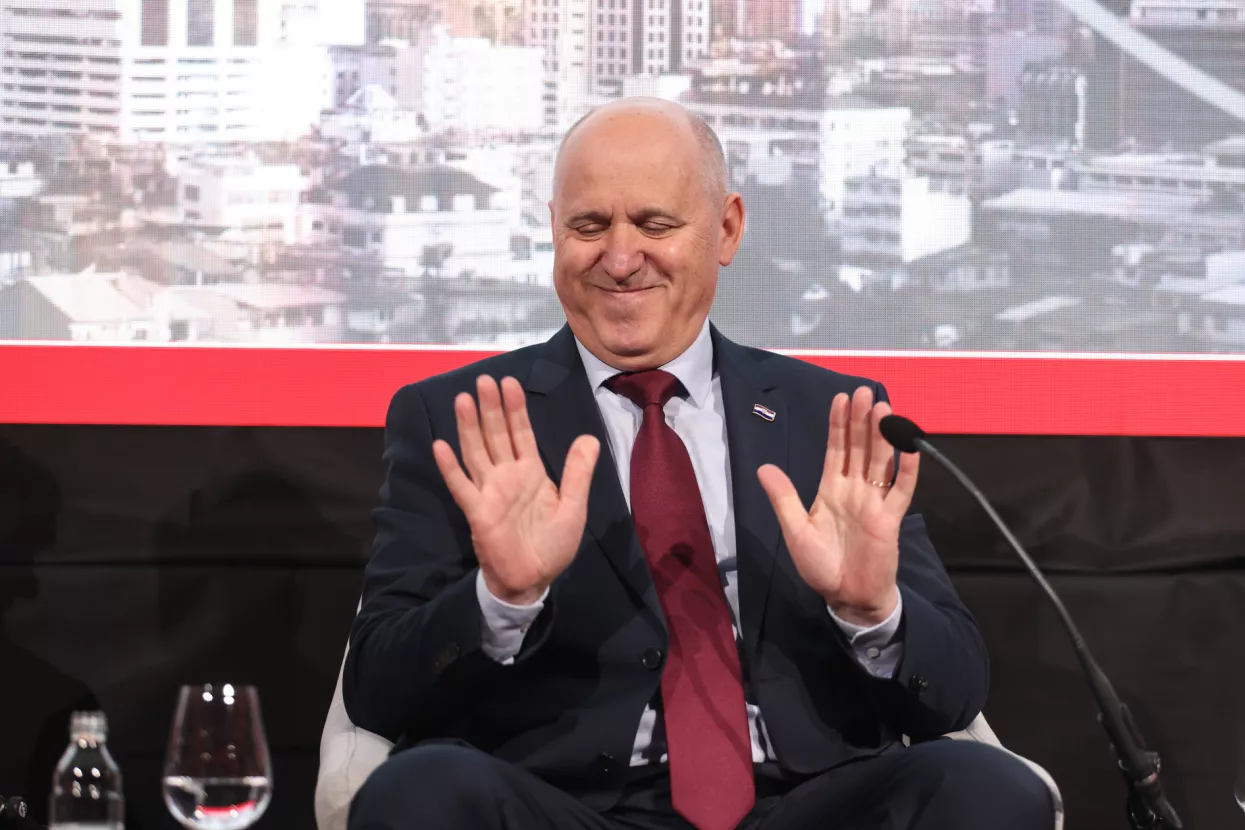 Smart cities 2025.Panel:Urbanizam i priu&scaron;tivo stanovanje.Branko Bačić